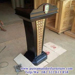 mimbar podium resmi
