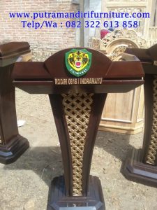 mimbar podium instansi pemerintahan