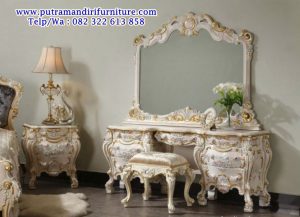 set meja rias ukiran mewah