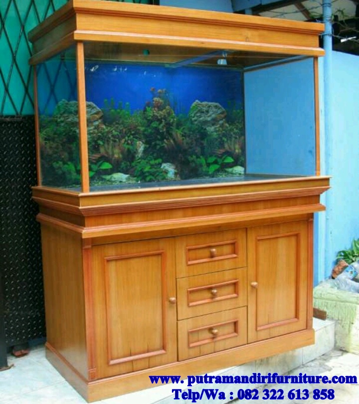 aquarium ikan kayu jati