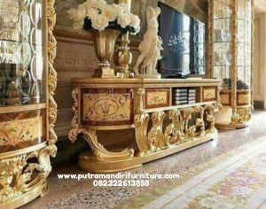 Bufet Pajangan Imperior King