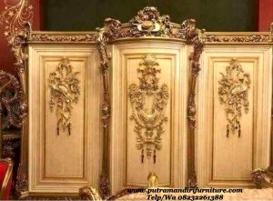 Lemari Pakaian Ukir Classico