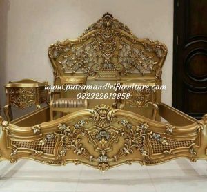 Set Tempat Tidur Ukir Clasical Java