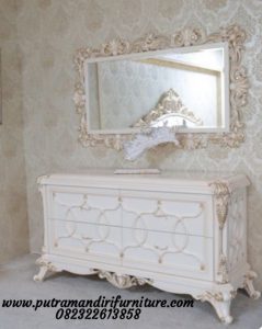 Meja Rias Mewah Ariel