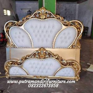 Tempat Tidur Butterfly Gold