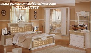 tempat tidur ukir luxury