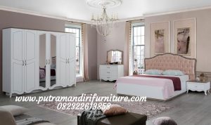 Desain kamar tidur mewah modern
