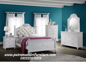 set kamar tidur anak frozen