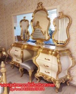 Meja Rias Mewah Invernon