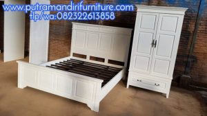 set Tempat Tidur Duko Elegan