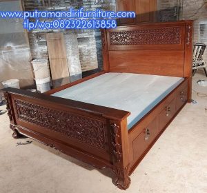 Tempat Tidur Natural Jati