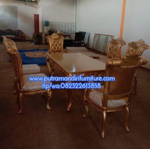 Set Kursi Makan Gold Casablanca