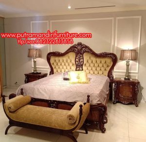 Set Kamar Tidur Bedroom Classic