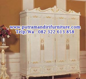 lemari pakaian ukiran mewah