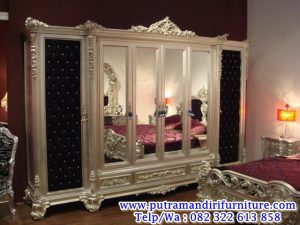 lemari pakaian ukiran kaca hias