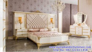 tempat tidur pengantin modern