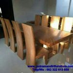 set kursi makan minimalis kayu trembesi