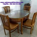 set kursi makan jati mewah