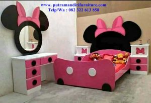 set tempat tidur anak hello kitty model terbaru