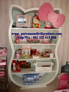 lemari buku model hellokitty