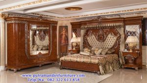 set kamar tidur klasik mewah