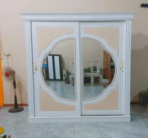 Lemari Pakaian Chinese Classic