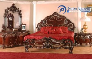 Tempat Tidur Mewah Kayu Jati Klasik Jepara