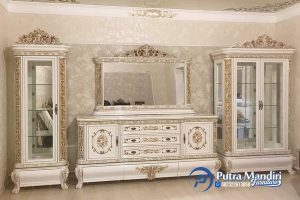 Lemari Bufet Mewah Klasik Ukiran Jepara