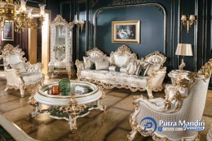 Sofa Mewah Ukir Klasik Karya Jepara Untuk Ruang Tamu